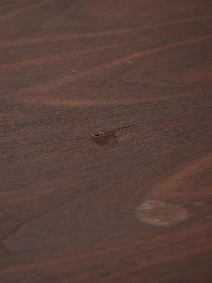 6杯の引出し付きデスク