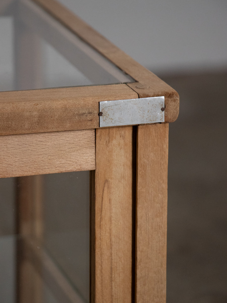 小さなガラスケース