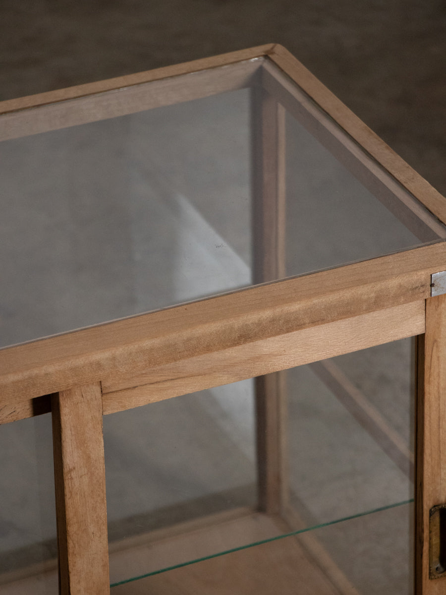 小さなガラスケース