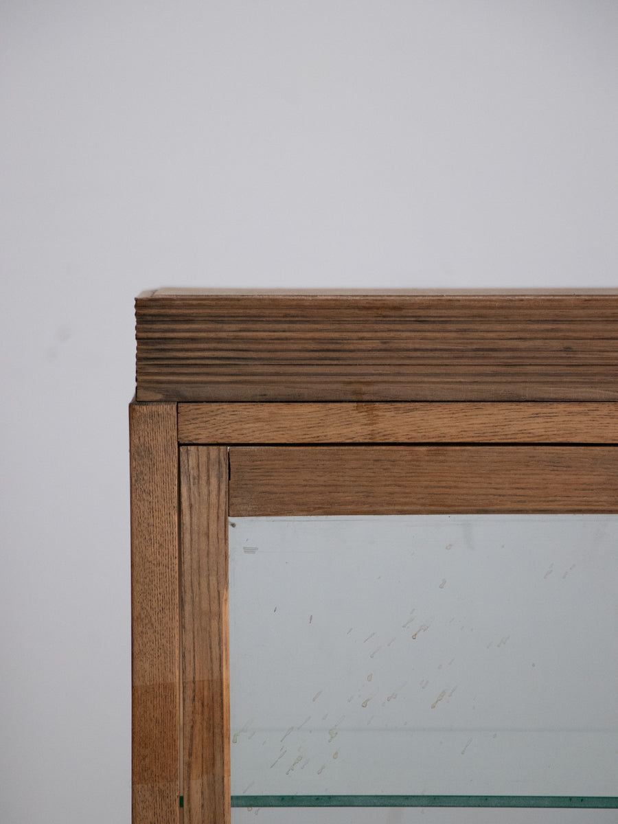 玉飾りのガラスケース