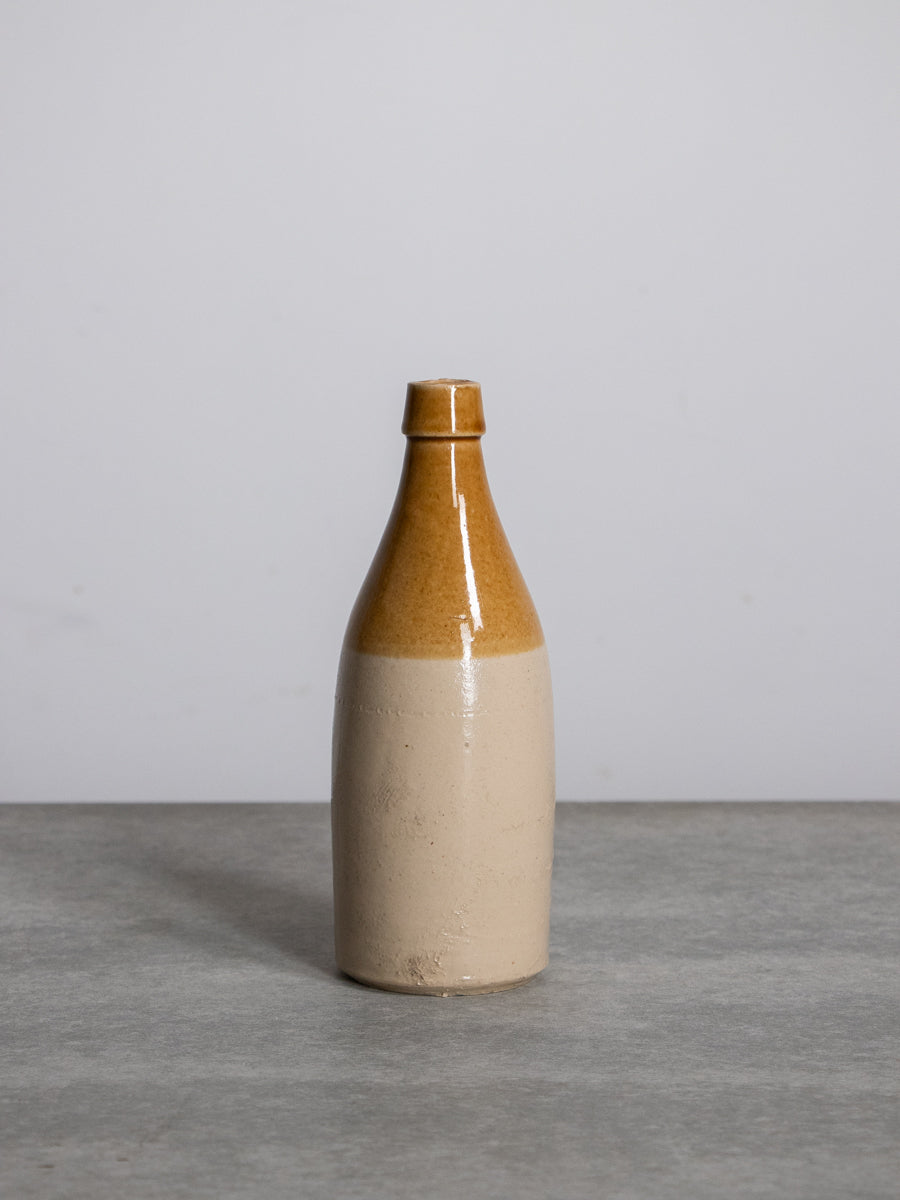 ツートンカラーのボトル