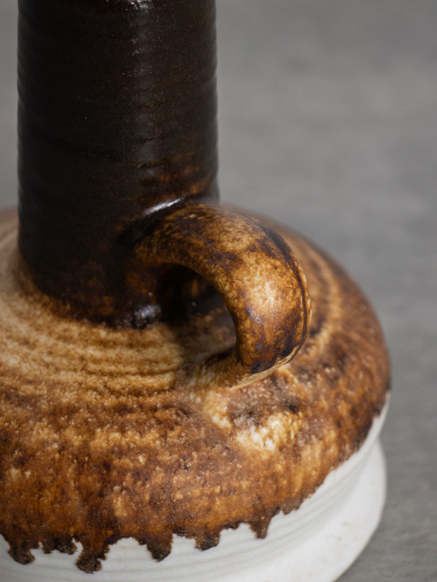 Dumler and Breiden 茶白釉花器