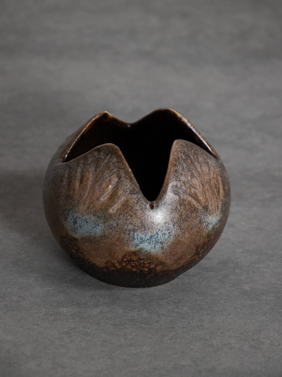 Dumler and Breiden 茶釉花器