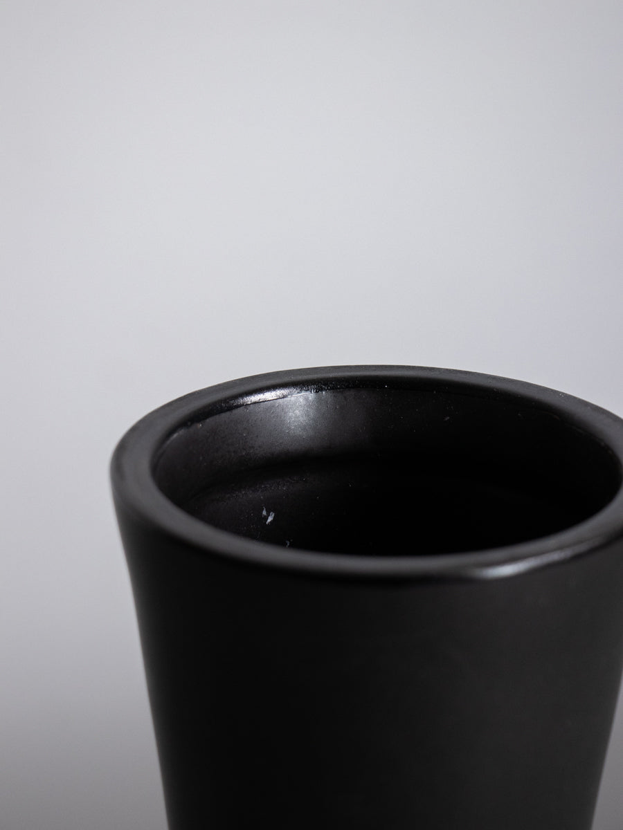 黒釉いけばな花器