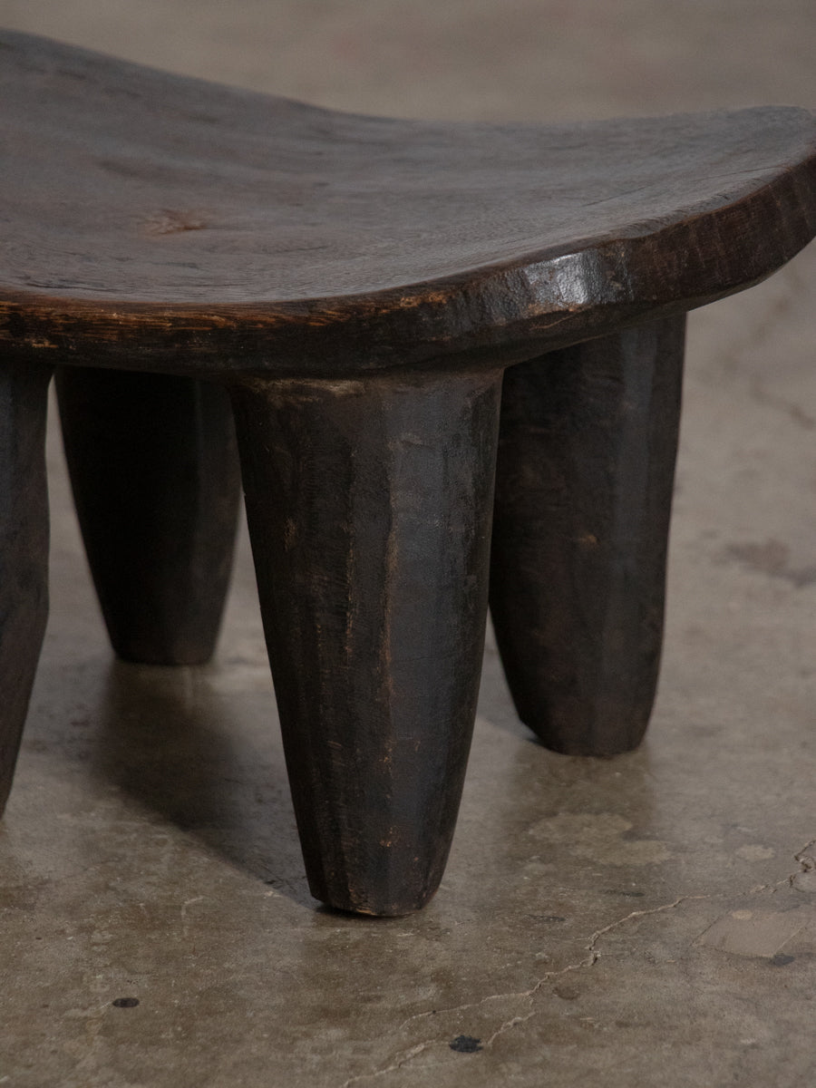 セヌフォ族スツール