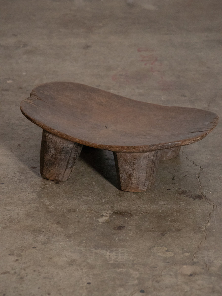 セヌフォ族スツール