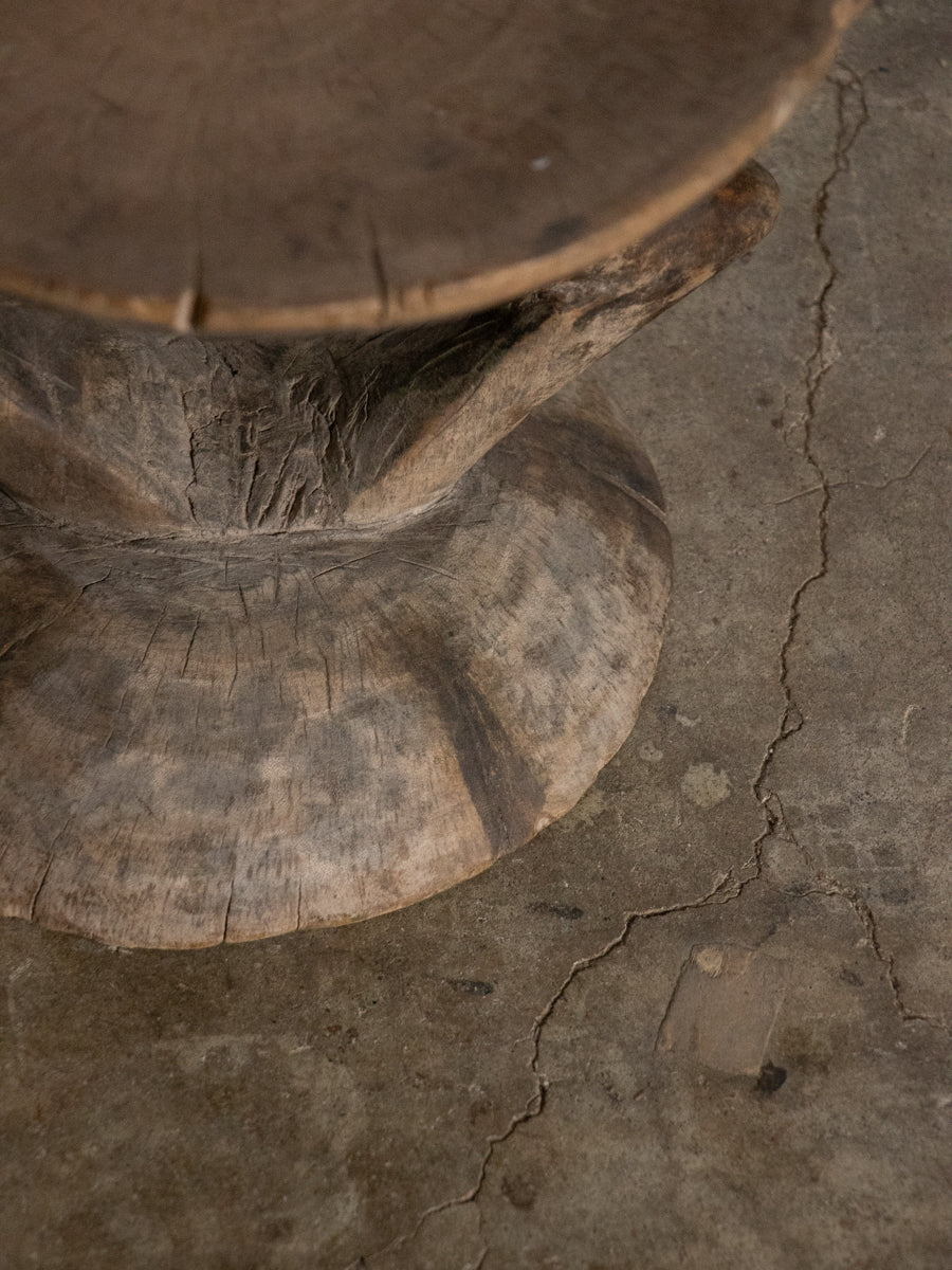 トンガ族スツール