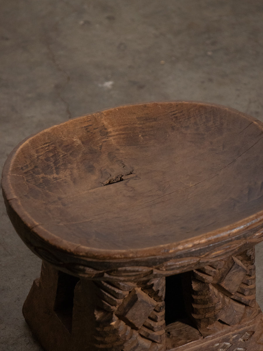 バムン族スツール