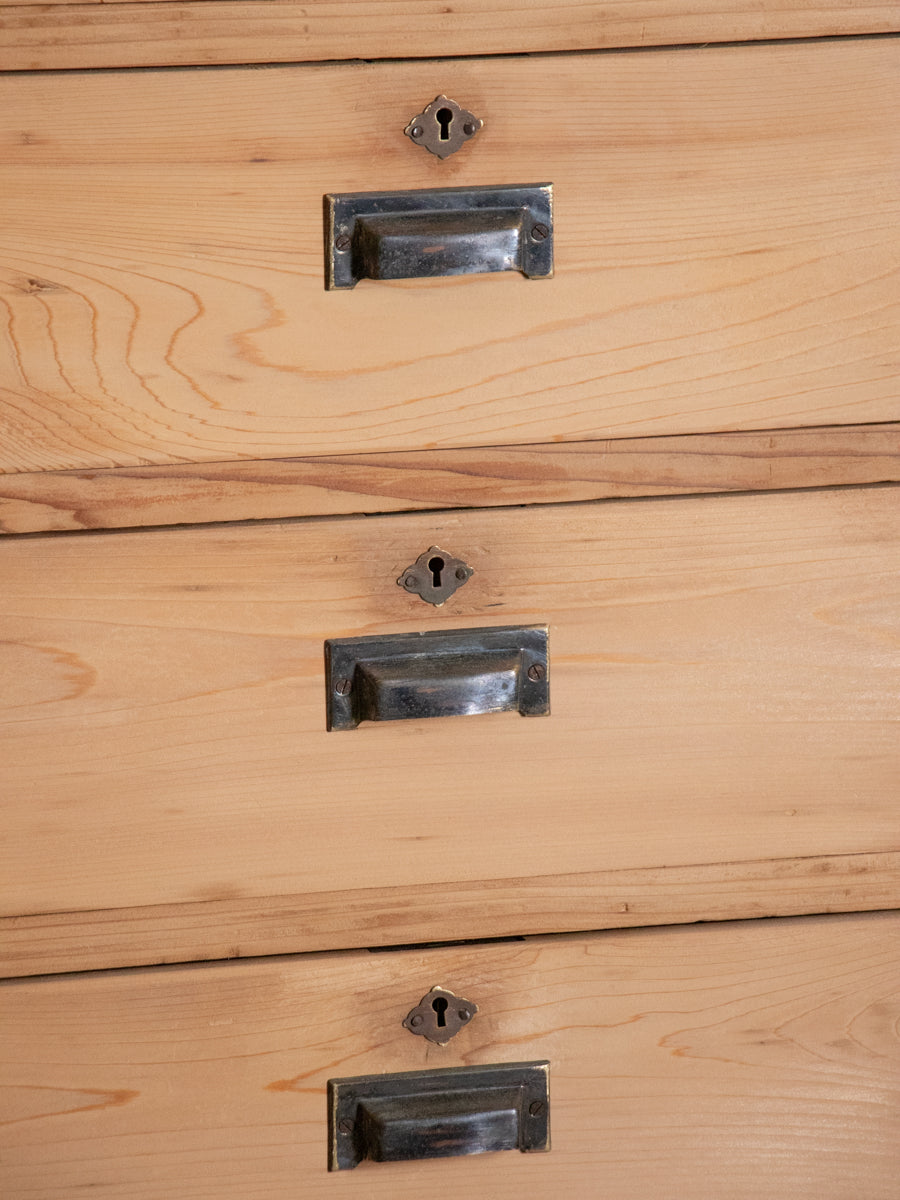 12杯の引き出し