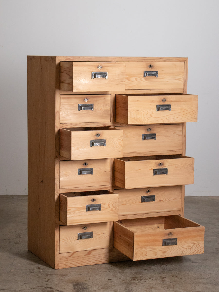 12杯の引き出し