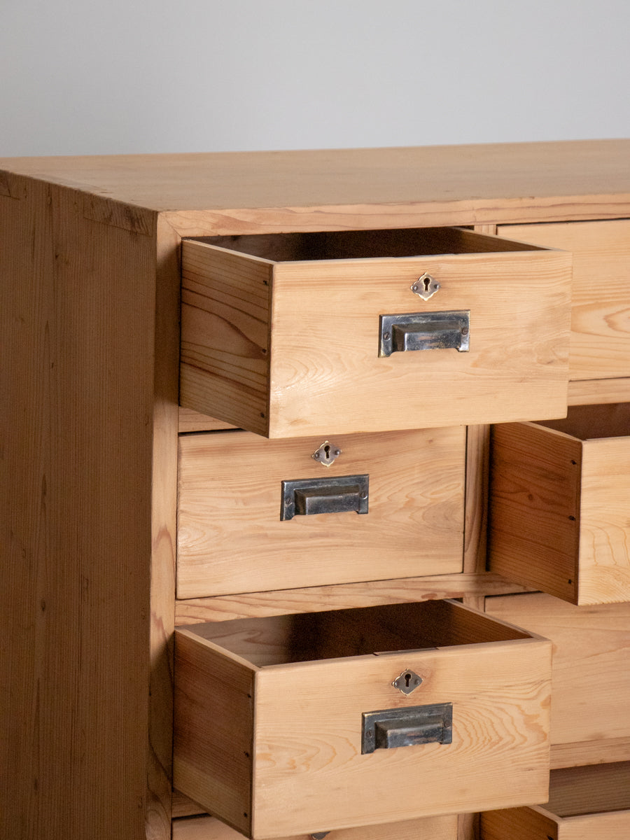 12杯の引き出し