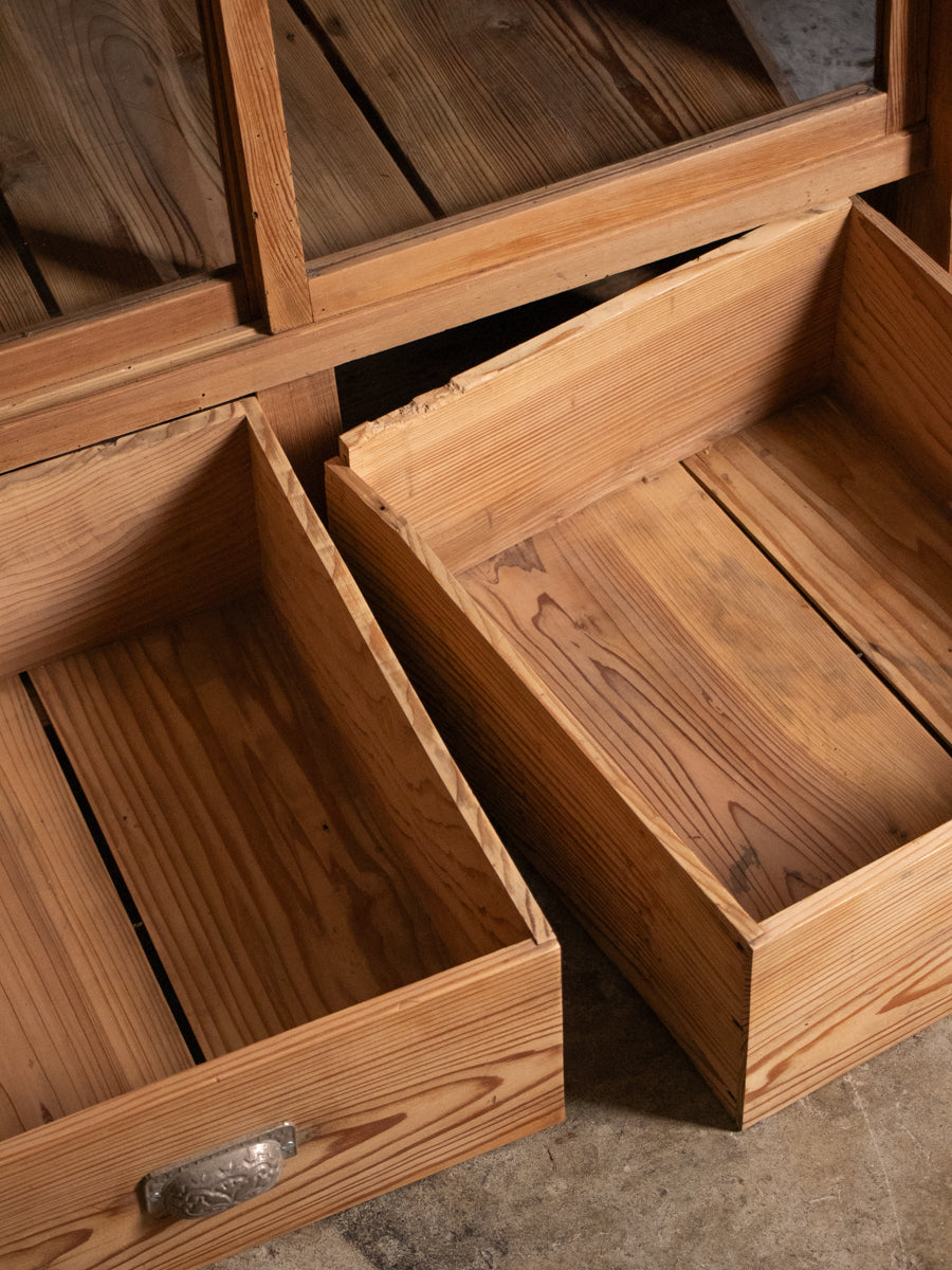 無垢の3段重ね棚