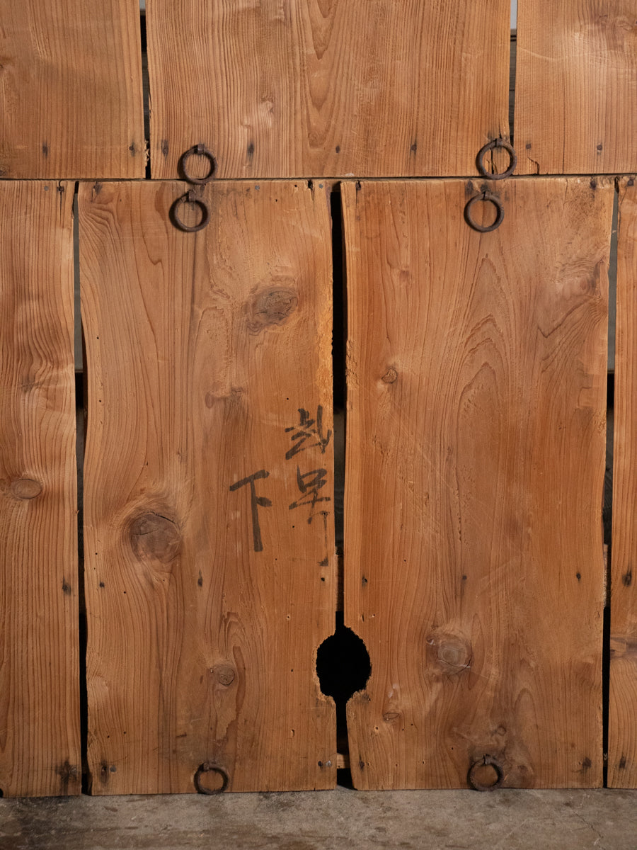 無垢の3段重ね棚