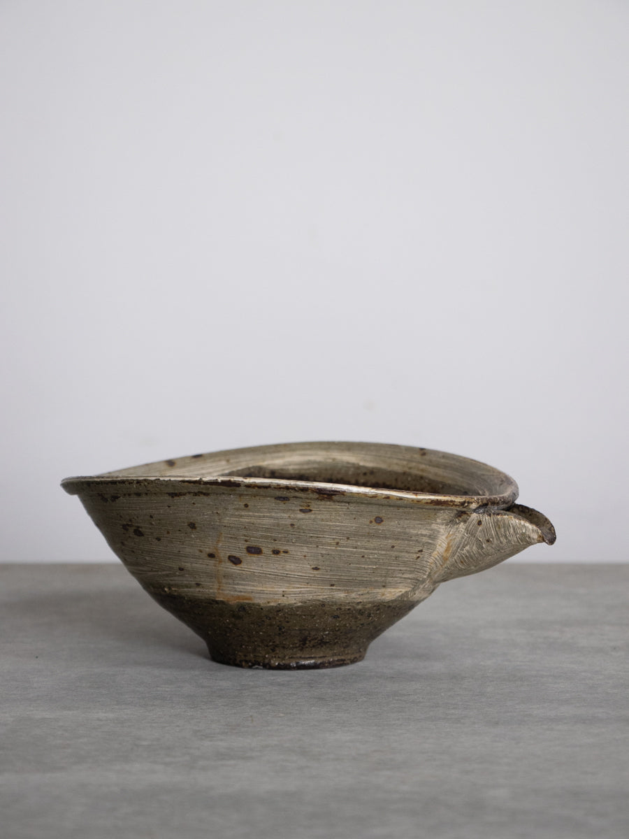 刷毛目片口　大