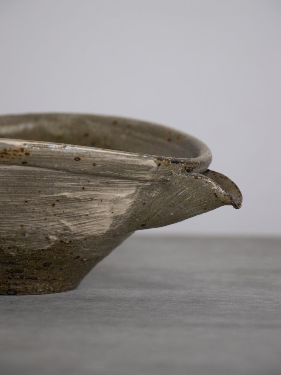 刷毛目片口　大