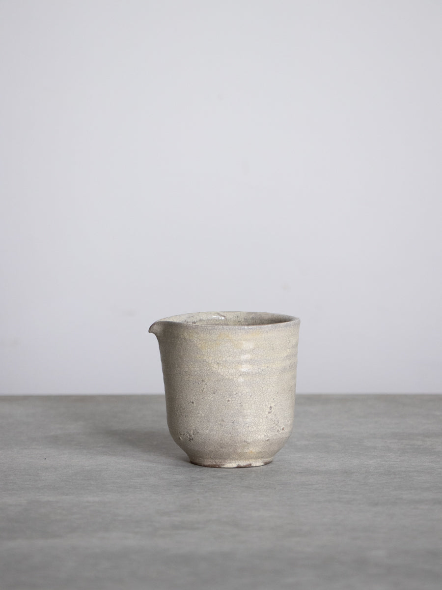 白ヒビ手立片口(ひねり口)