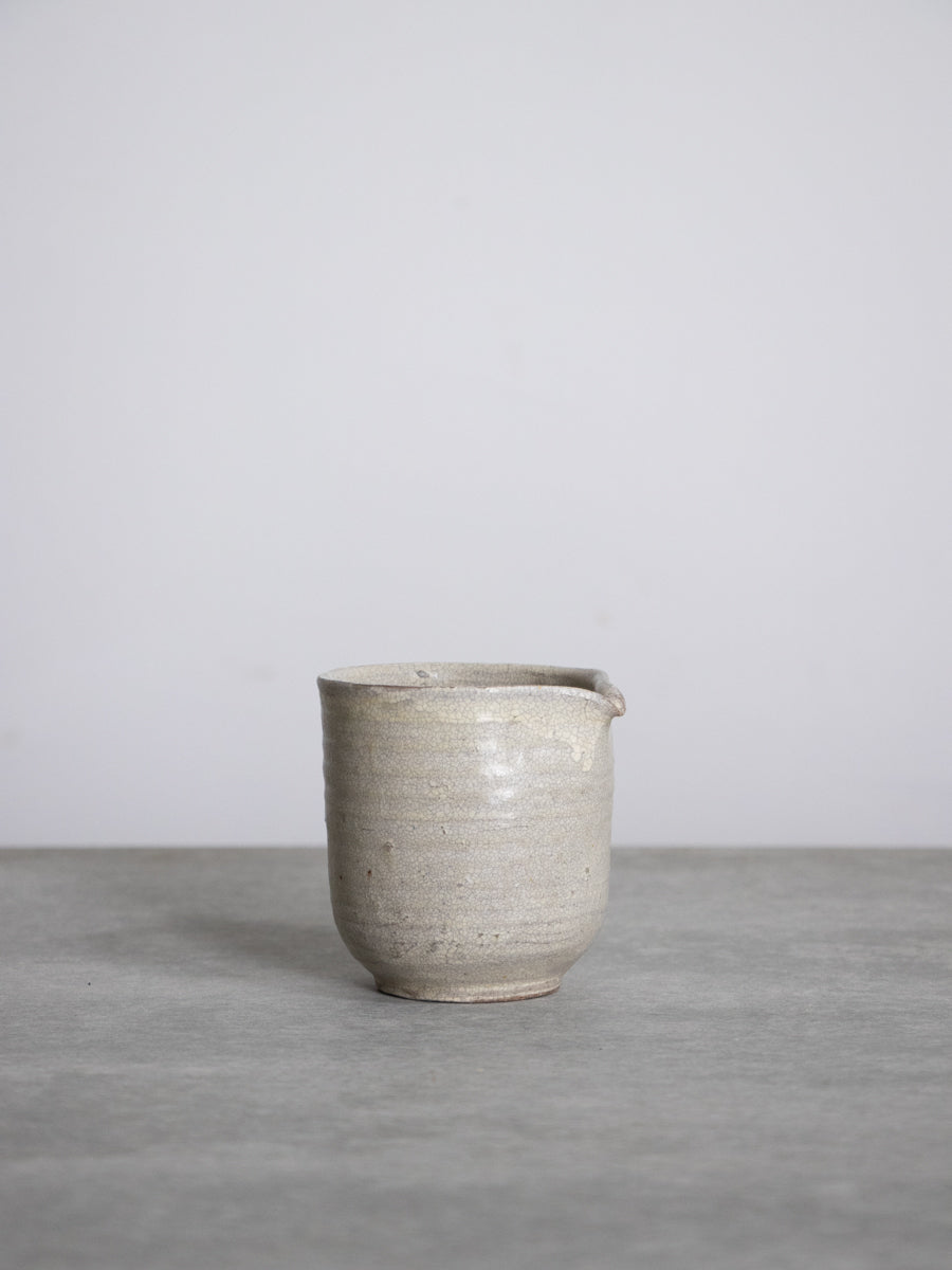 白ヒビ手立片口(ひねり口)