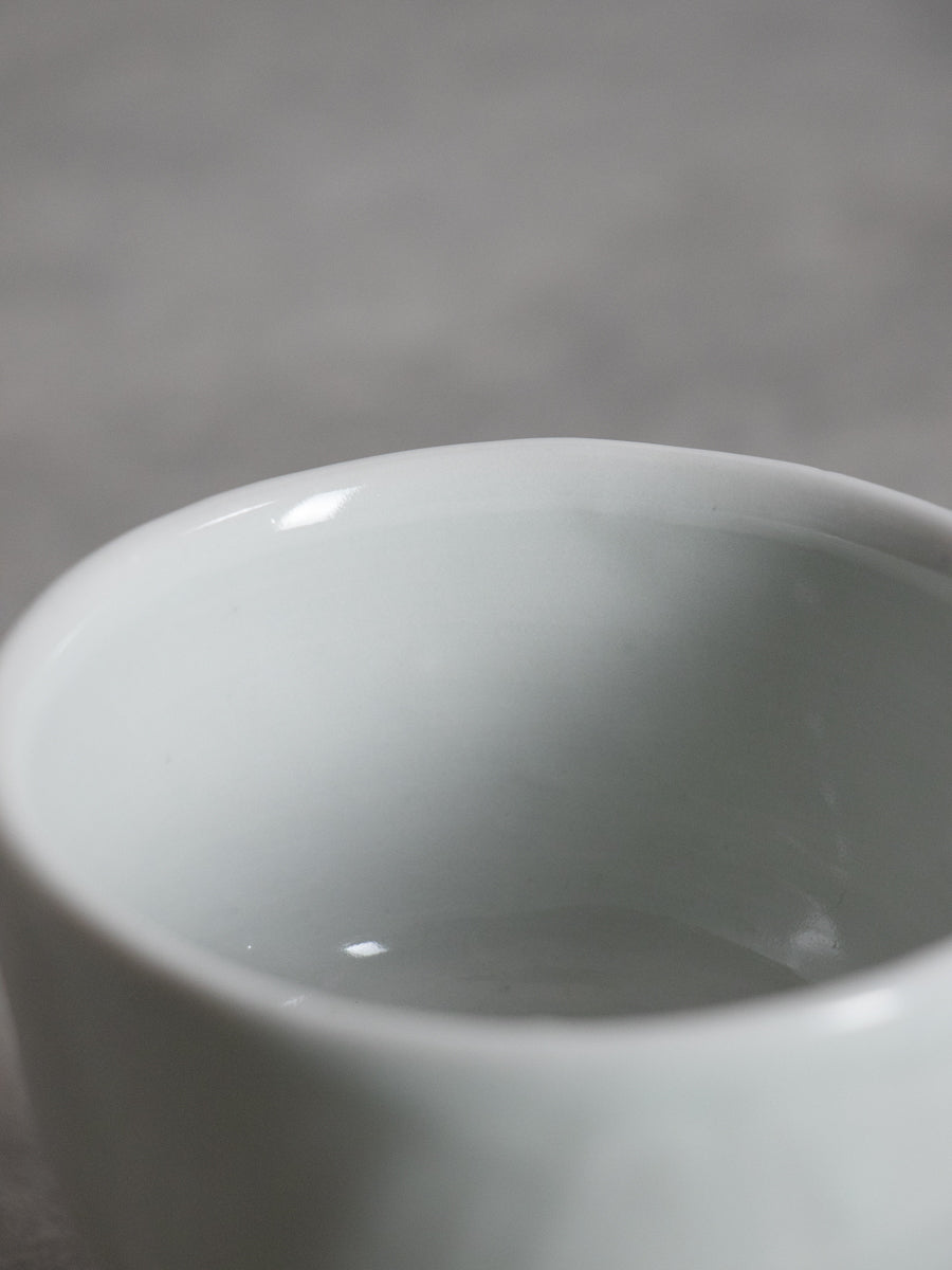 白磁台小鉢
