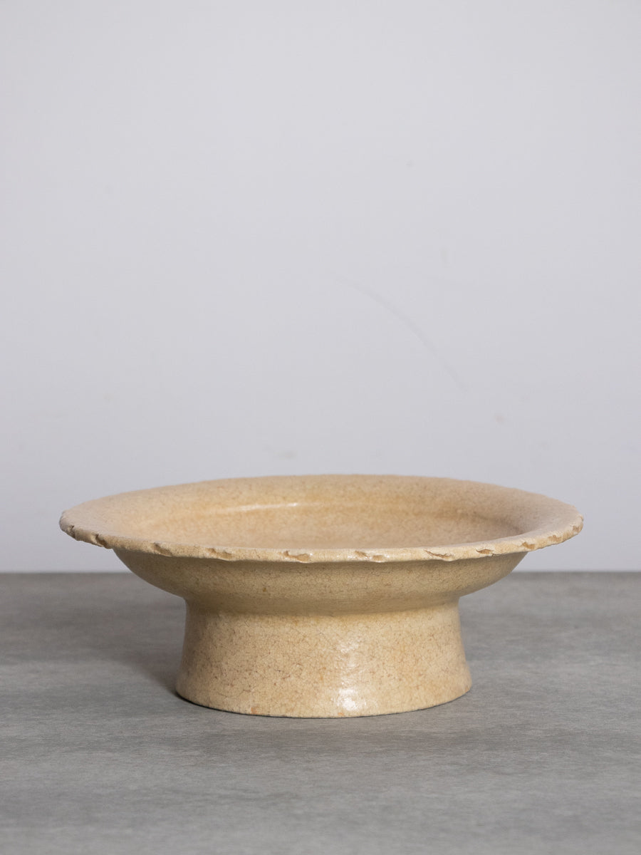 灰釉波縁8.5寸台皿