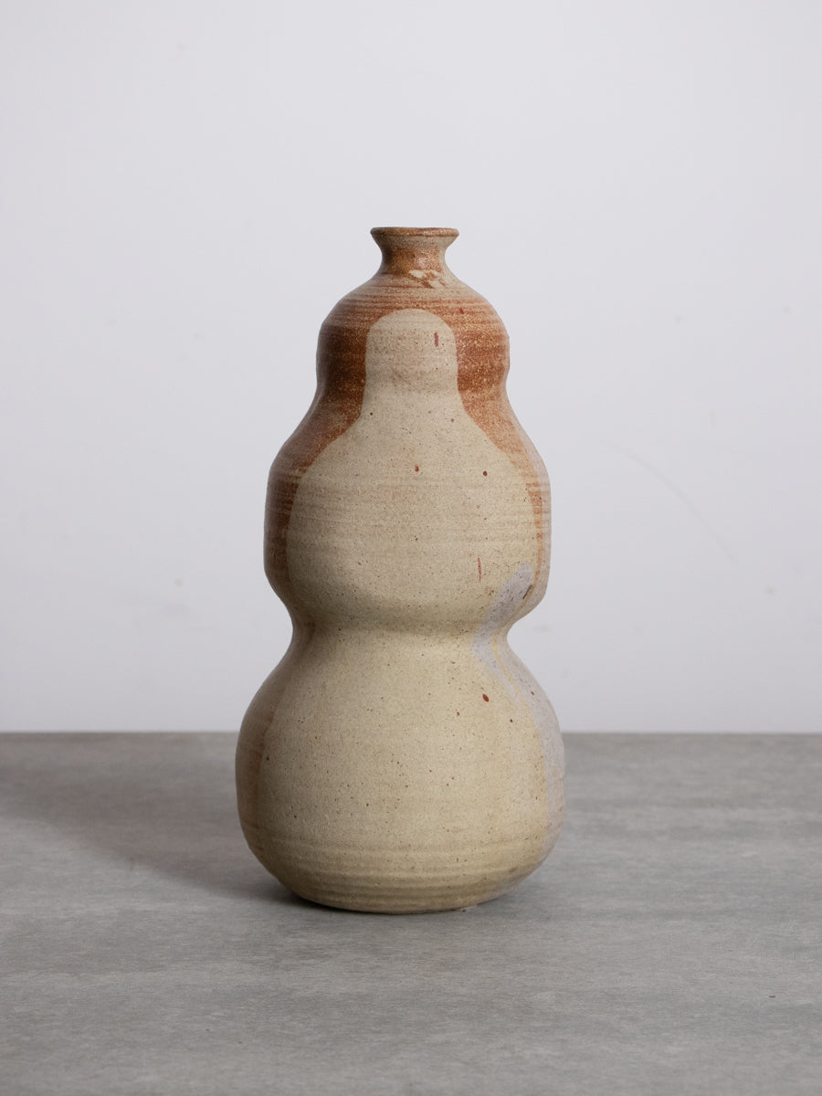 茶釉の古壺