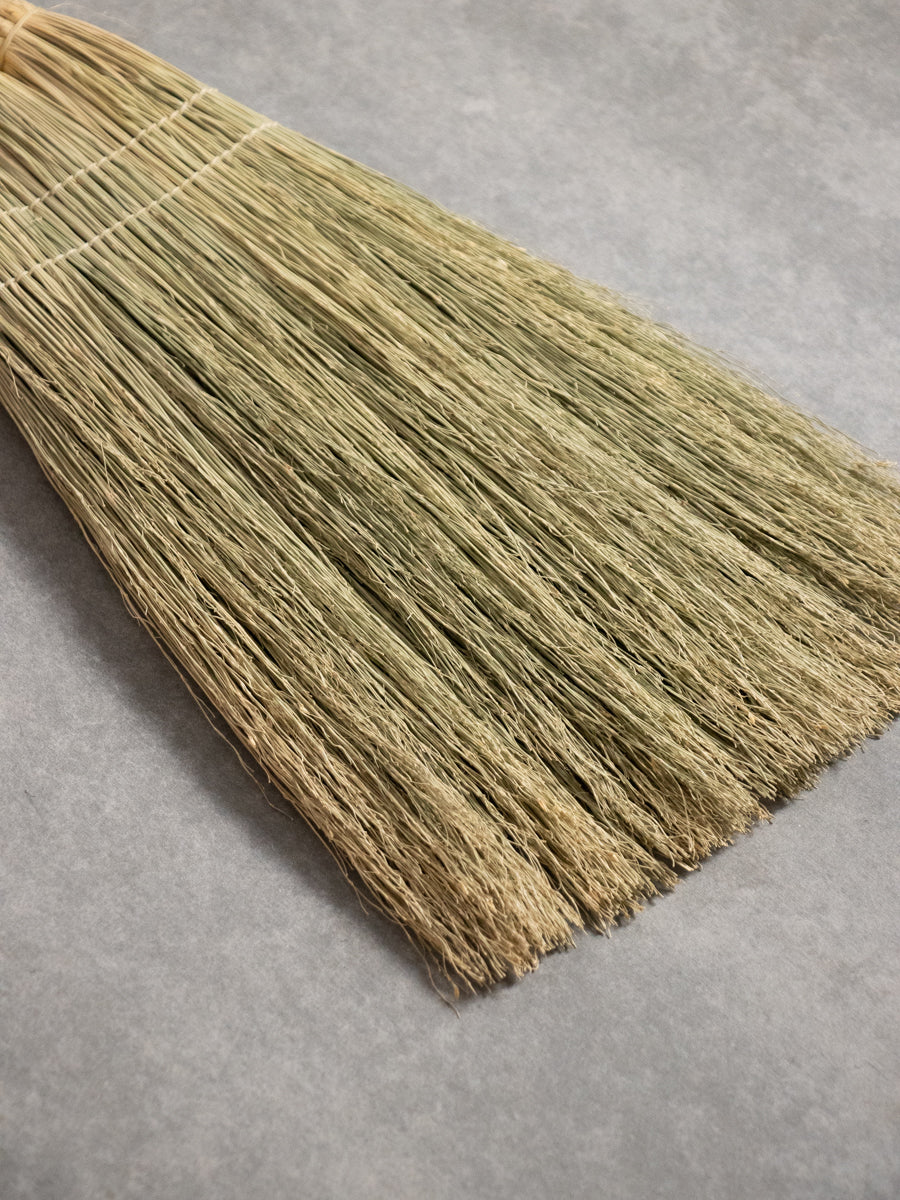 中箒3つ玉 (白)