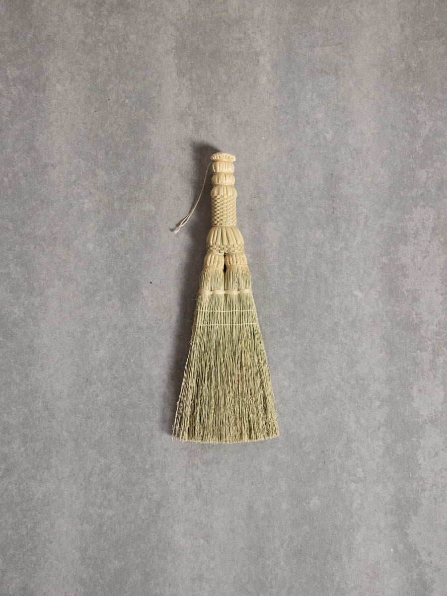 荒神箒J (白)