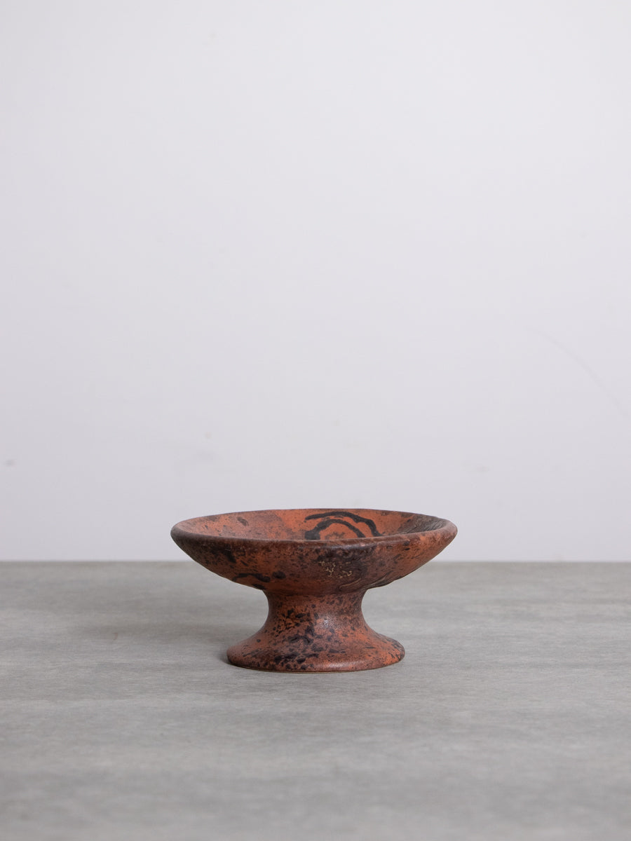 Ruscha 赤釉高台