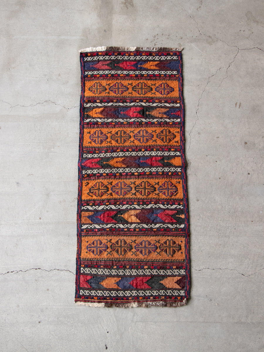 RUG & TEXTILE