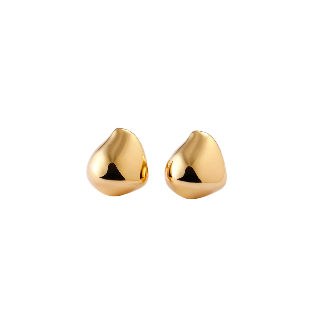 Small Shell Earrings/Gold