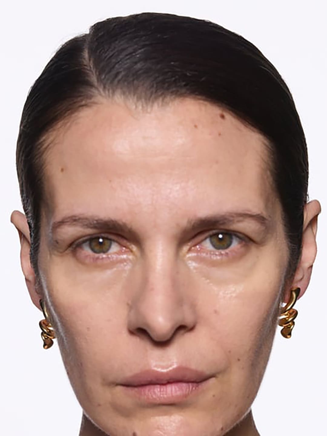 Coil Earring Small Gold Left