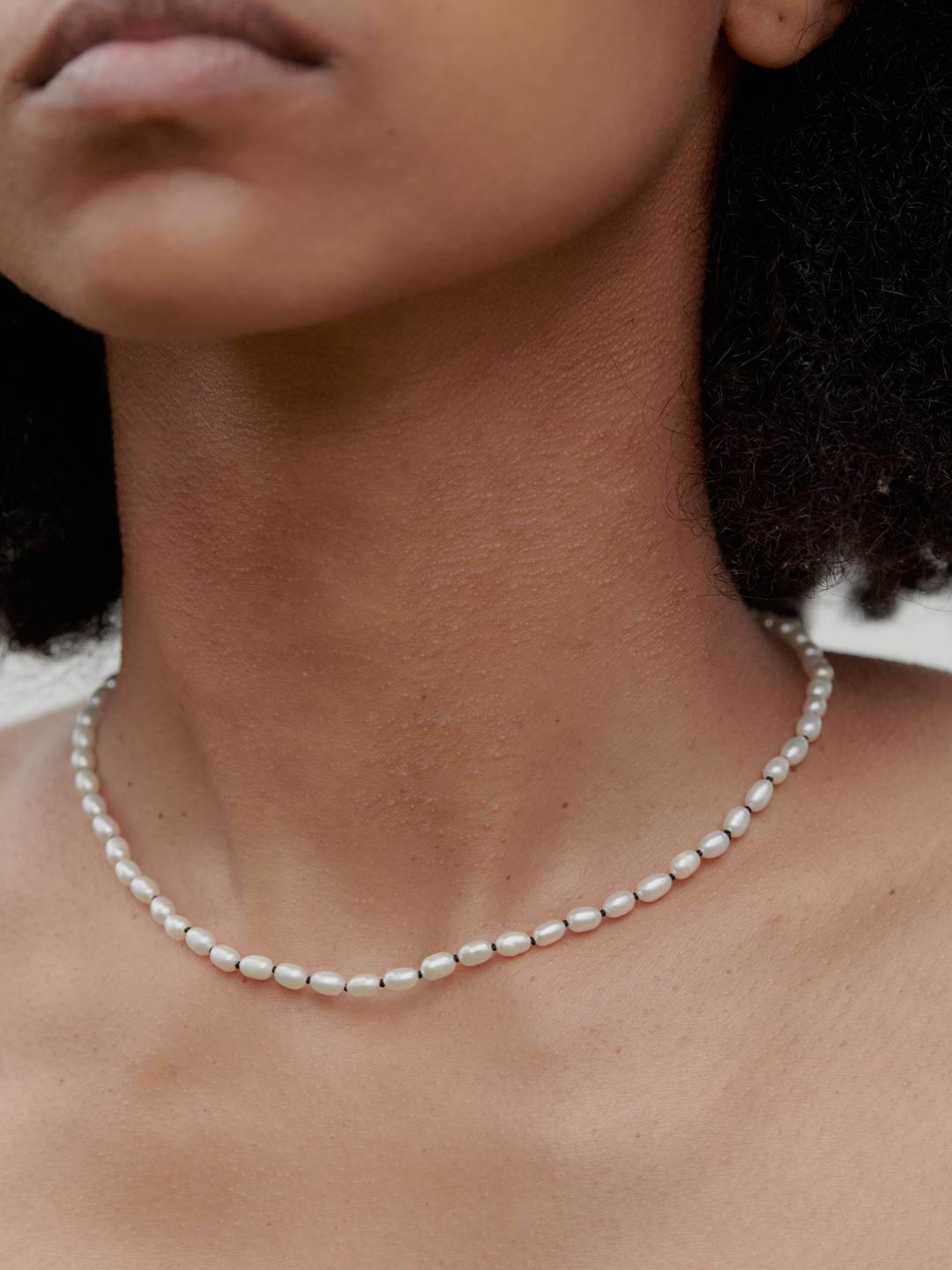 Tiny Pearl Collar