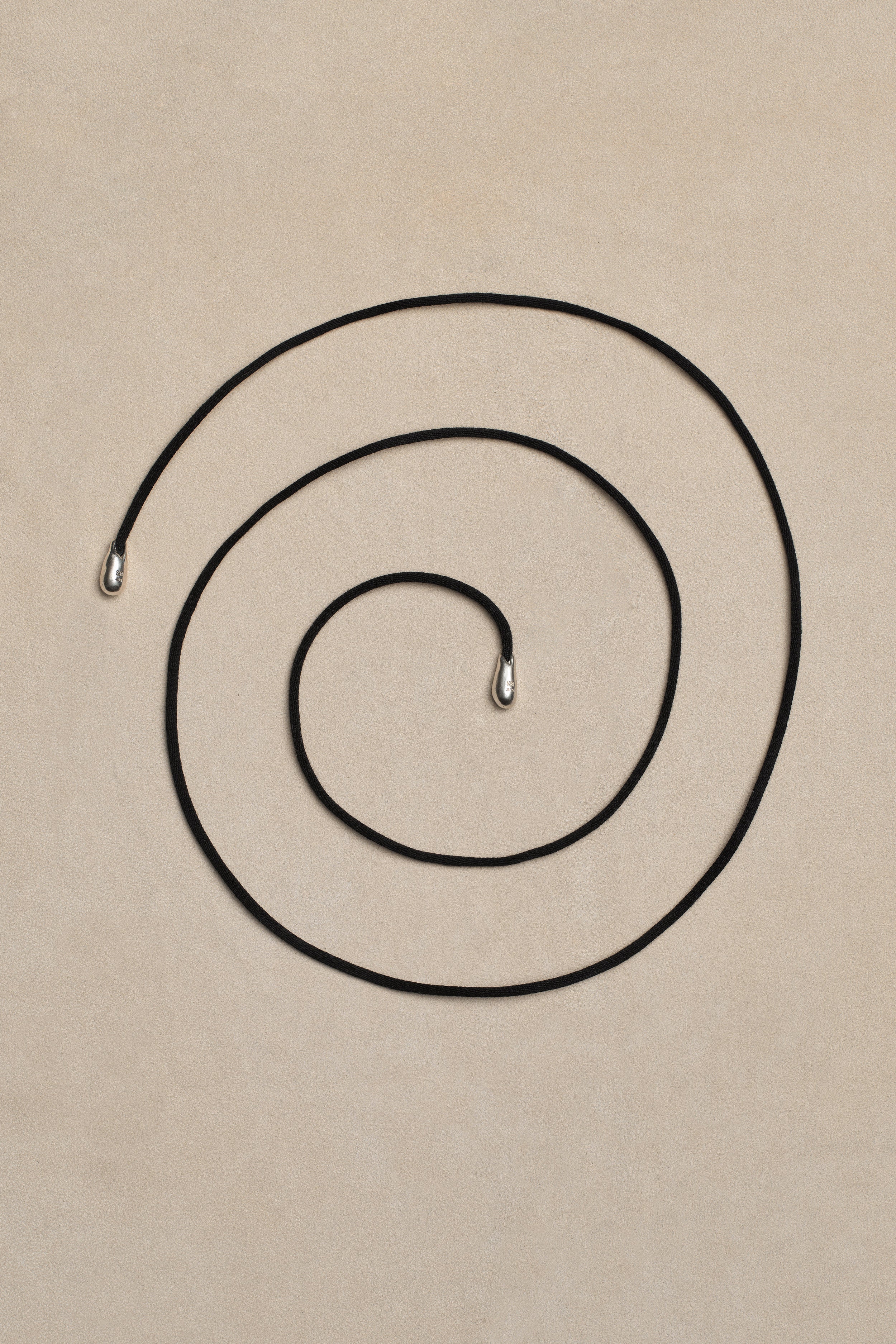 Elegant Shoelace Choker, Black