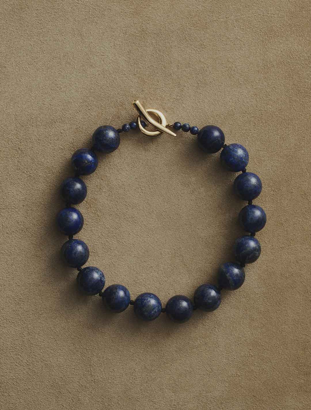 Boule Collar, Lapis