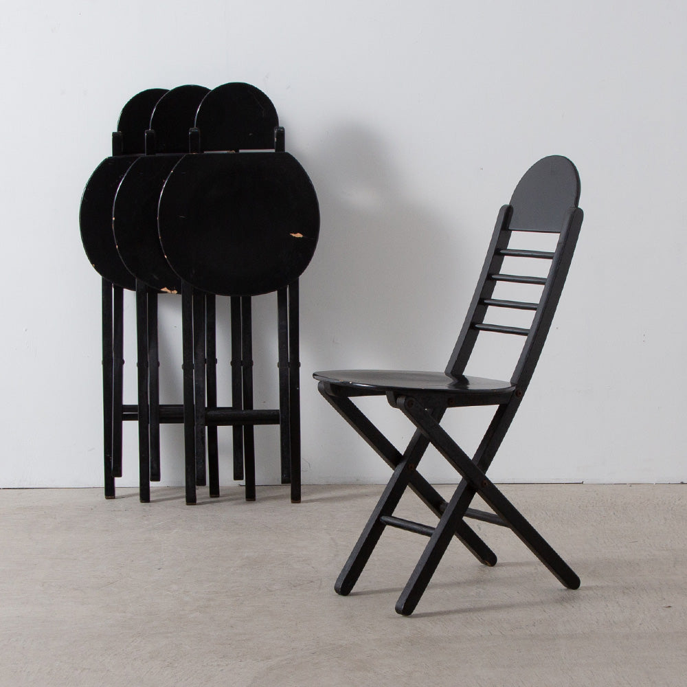 Wooden Chair in Black 24101514