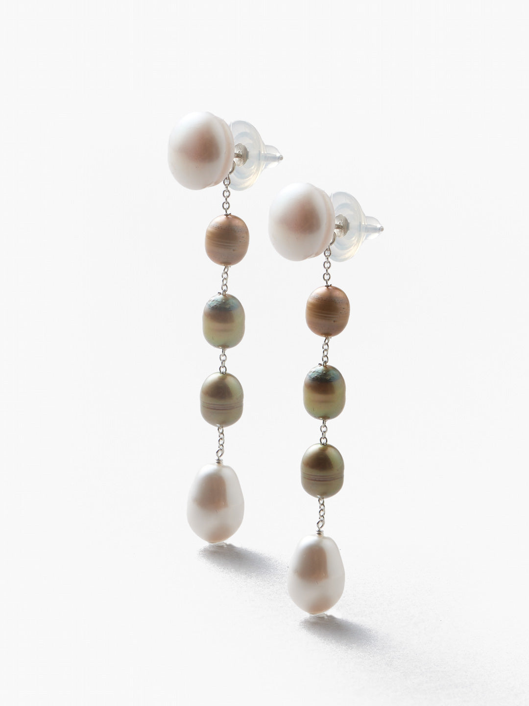 Small Passante Earrings, Pistachio