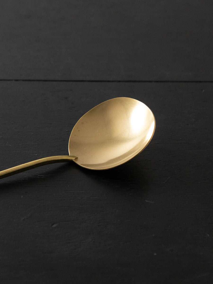 Serving spoon