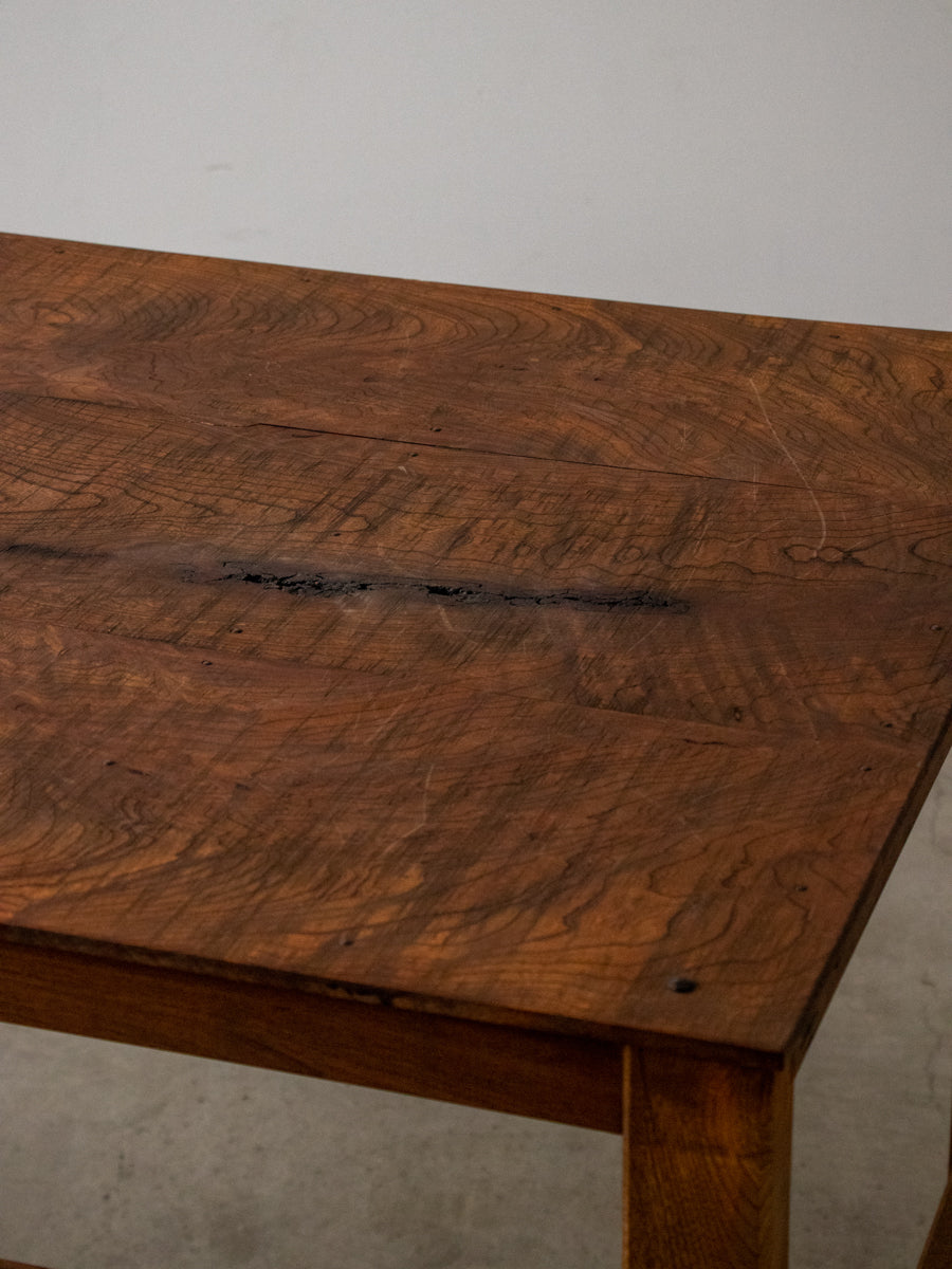 欅無垢板のテーブル
